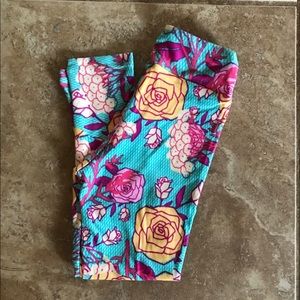 HOT Lularoe Roses leggings S/M NWOT